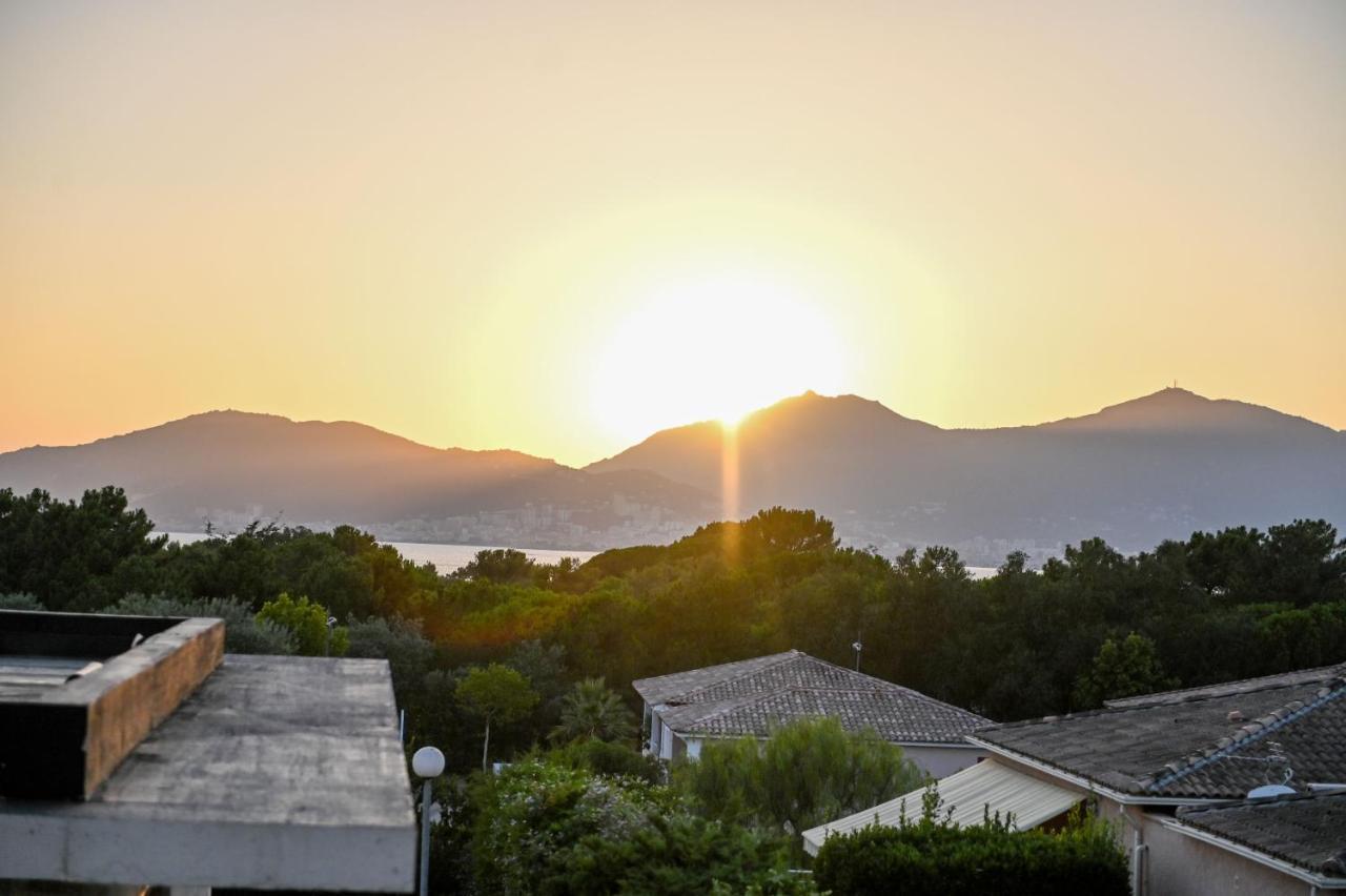 Apartmán Porticcio Vacations - Terrasse, Piscine, Jacuzzi, Clim - By Tgb Exteriér fotografie